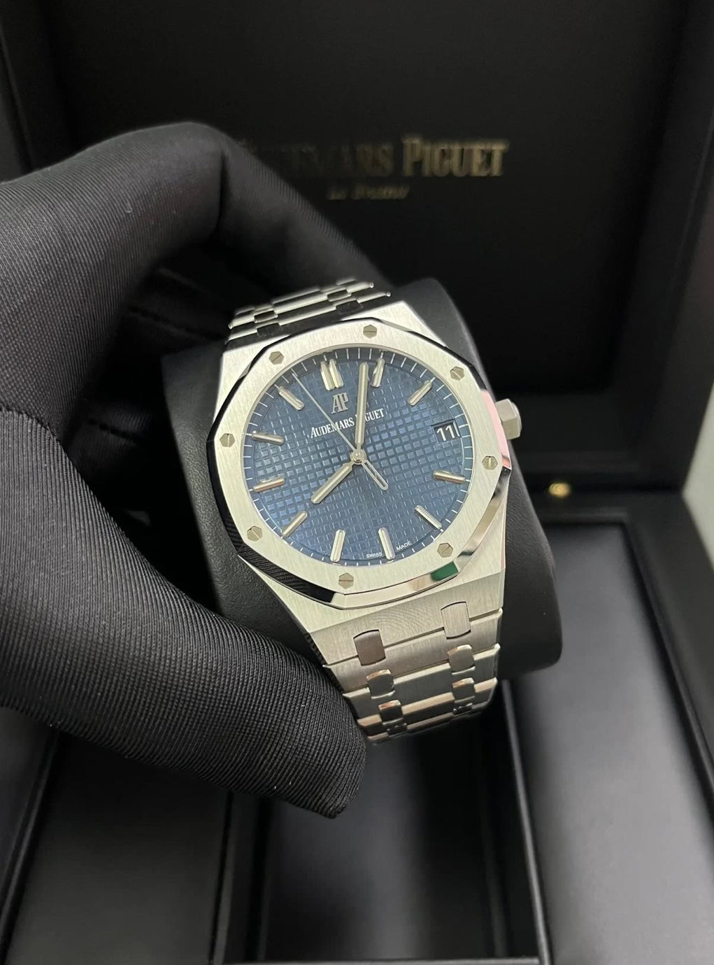 AUDEMARS PIGUET ROYAL OAK DEEP BLUE