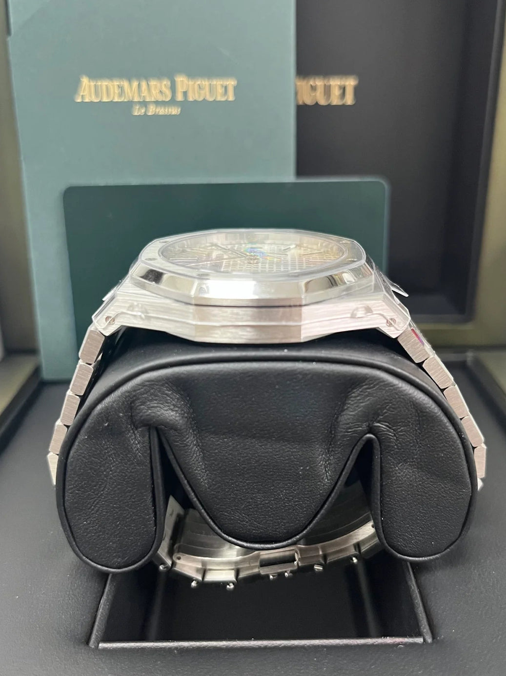 AUDEMARS PIGUET ROYAL OAK JUMBO WHITE