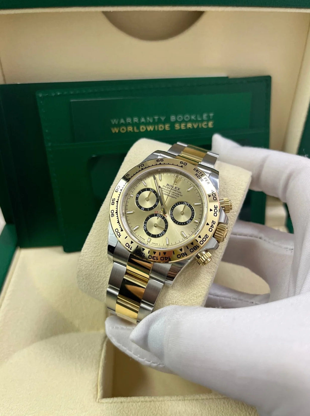 ROLEX DAYTONA CRYSTAL