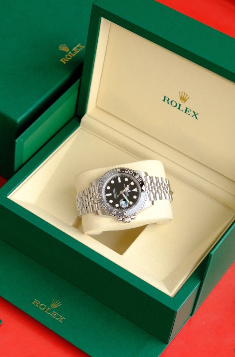 ROLEX GMT-MASTER II JUBILEE "BRUCE WAYNE"