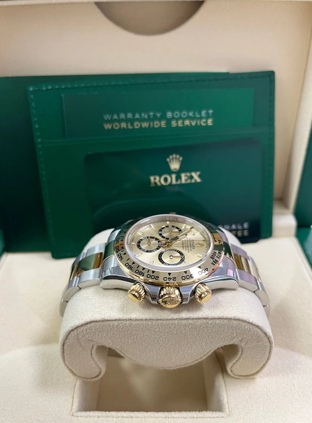 ROLEX DAYTONA CRYSTAL