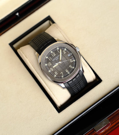 PATEK PHILIPPE AQUANAUT BLACK DIAL