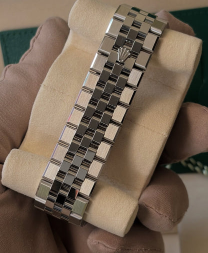 ROLEX LAND DWELLER WHITE