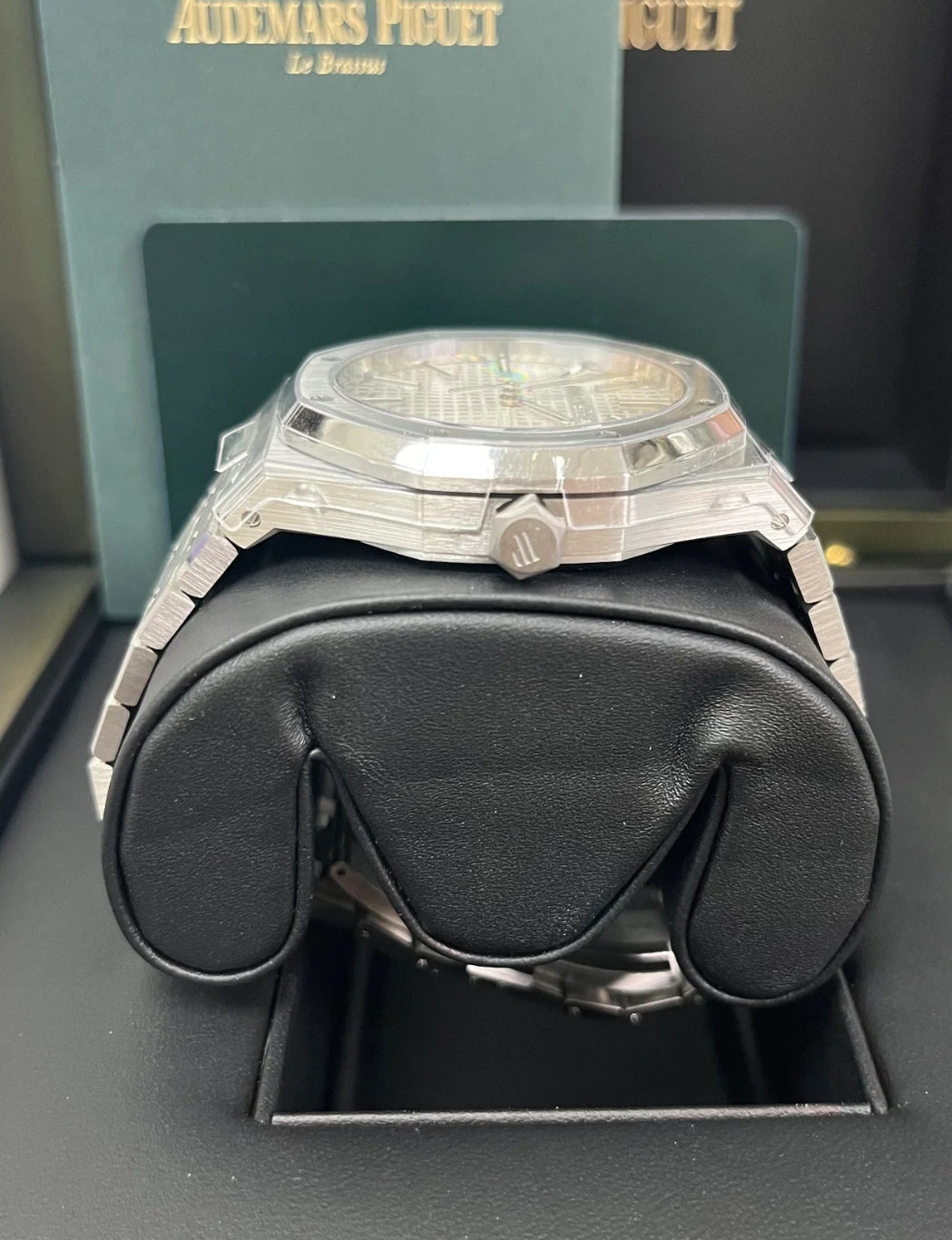 AUDEMARS PIGUET ROYAL OAK JUMBO WHITE