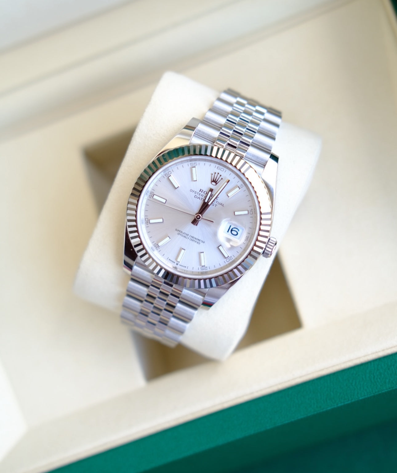 ROLEX DATEJUST JUBILÈE SILVER DIAL