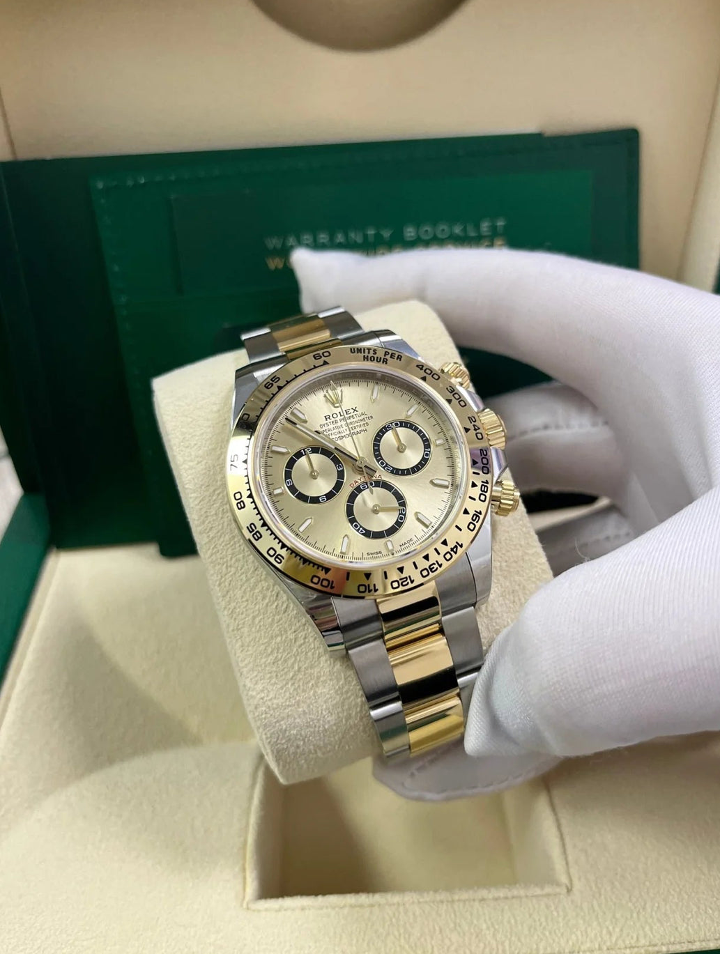 ROLEX DAYTONA CRYSTAL