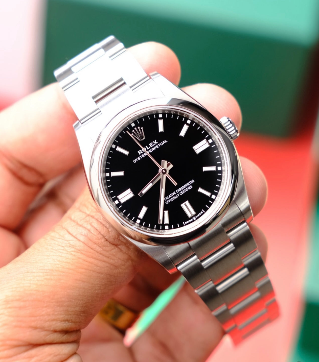 ROLEX OYSTER PERPETUAL BLACK DIAL
