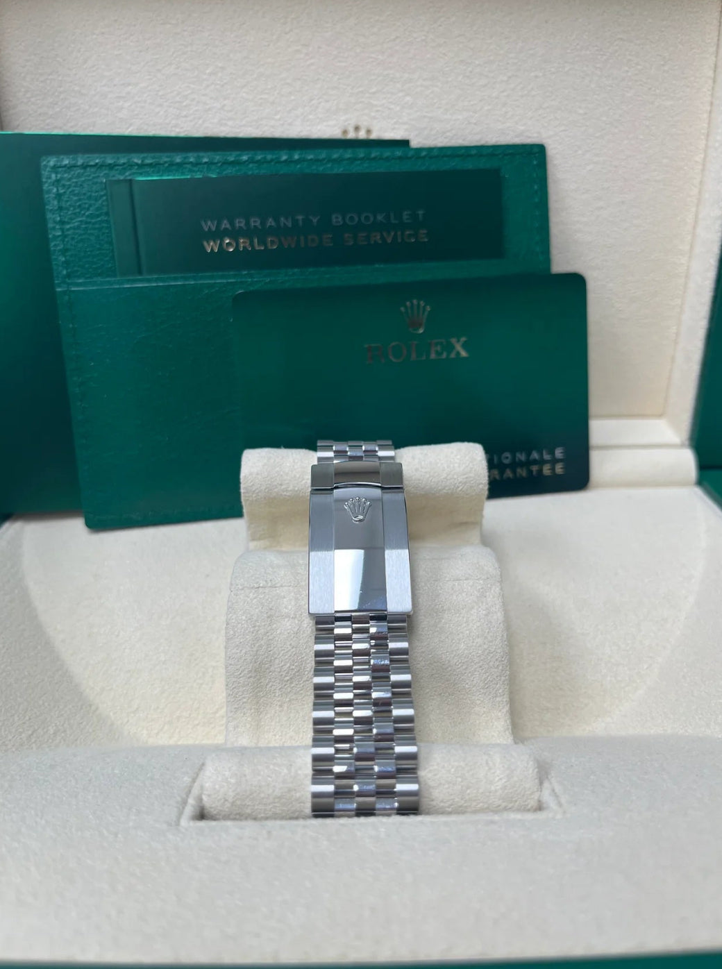 ROLEX DATEJUST JUBILÈE BLACK DIAL