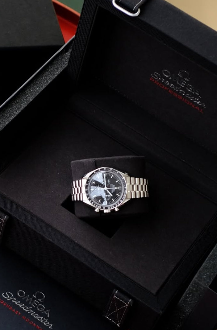 OMEGA SPEEDMASTER BLACK