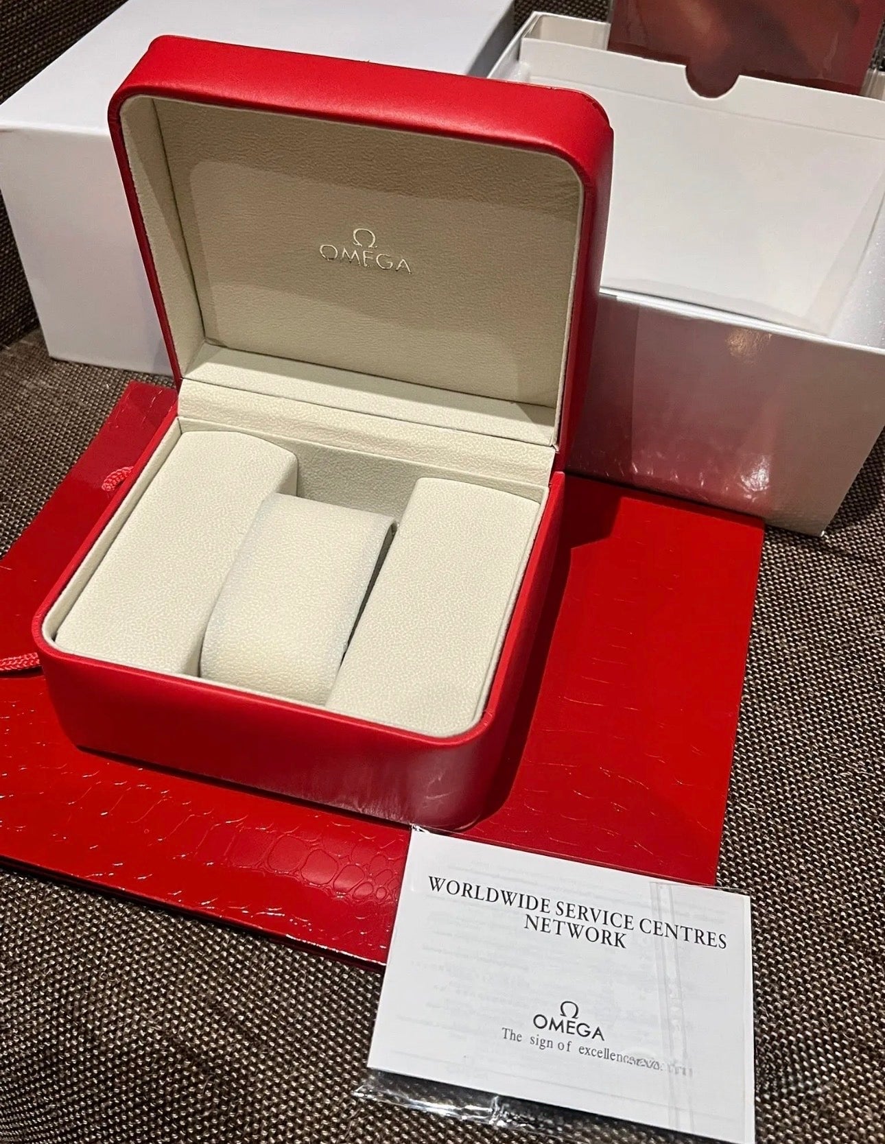 BOX OMEGA
