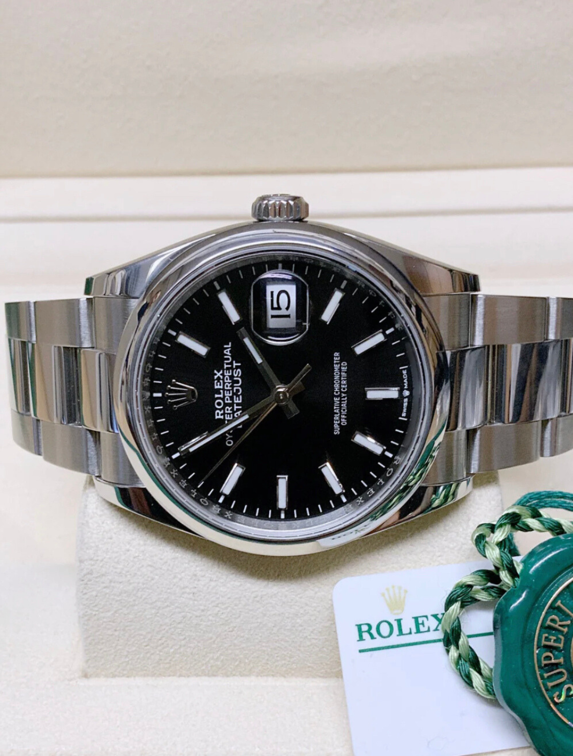 ROLEX DATEJUST OYSTER BLACK DIAL